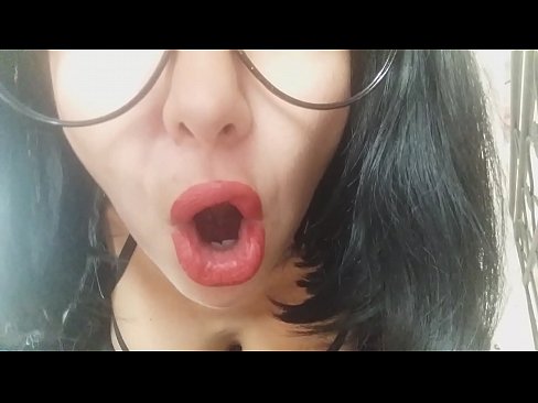 ❤️ Heval, dêya te îro nahêle tu biçî dibistanê... Pir hewcedariya min bi te heye... Super porno li ku.desixxxtube.ru ❤
